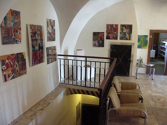 img00018.jpg